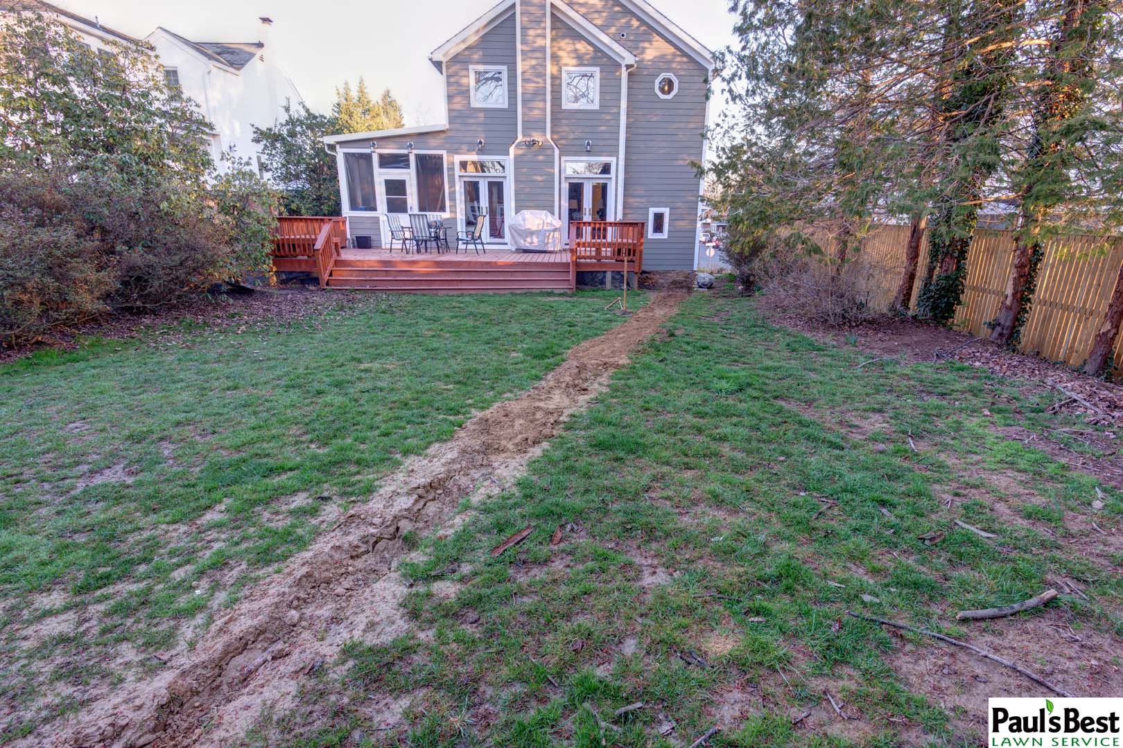 https://paulsbestlawn.com/pbls-img/portfolio/other-services/before-and-after/web-ready/large/BAOS1-d-After-Sod-and-Mulching-in-Arlington-VA.jpg